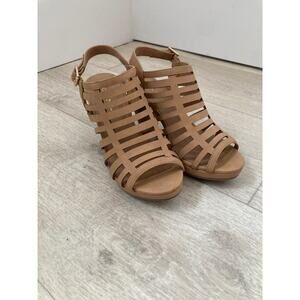Solanz Light Brown Sandal Heels, Size 5.5